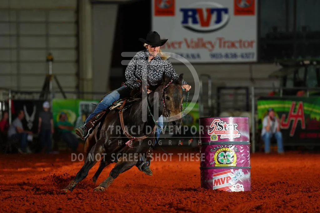 112_Jan_Oxner_LLE_Smoking_Hot_Opn_Sun_2026.LD.TEX.OCT_3312_TD202151.jpg