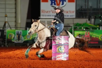 106_Kynlee_Barraza_CR_DunitWithaBarFly_Opn_Sat_2026.LD.TEX.OCT_2306_TD207481.jpg